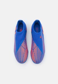 adidas Performance PREDATOR EDGE.3 LACELESS FG - Botas de futebol com pitões - hi-res blue/turbo