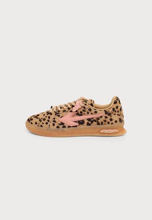 OFF-WHITE, END OF PLAY - Zapatillas - beige/pink