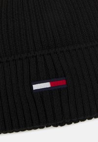 Tommy Jeans FLAG BEANIE UNISEX - Gorro - black