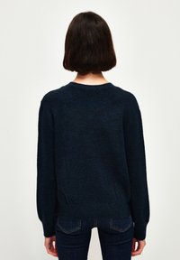 adL BUTTONED FRONT - Cardigan - navy blue