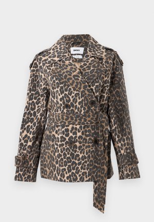 Trench coat con stampa leopardata in tessuto beige e nero. Design doppiopetto con grandi bottoni, vita con cintura ed epaulette sulle spalle.