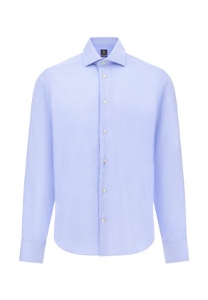 Camisa de vestir a cuadros en azul claro, con mangas largas, cuello clásico, cierre frontal de botones y tejido texturizado. Cuenta con botones redondos y un corte entallado.