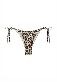 Trusă de bikini cu imprimeu leopard, având un design cu talie joasă, legături laterale ajustabile și un material neted, cu culori contrastante de negru și bej.