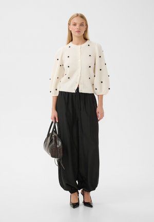 Gestuz, ALPHA DOT CARDIGAN - Strickjacke - ivory