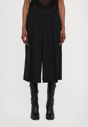 MALIAS - Short - black