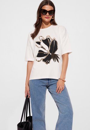 Makalu - T-shirt z nadrukiem