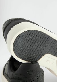 Next Sneaker low - black