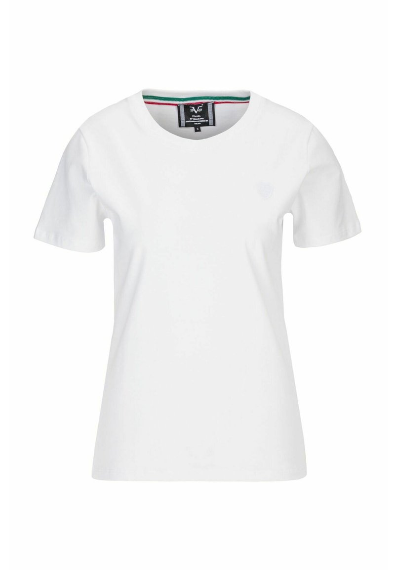 Witte t-shirt met korte mouwen en een ronde hals. Heeft een subtiele logo op de borst en een gekleurde accent binnen het halslabel.