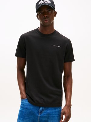 Tommy Jeans LINEAR CHEST TEE - Jednoduché tričko - black