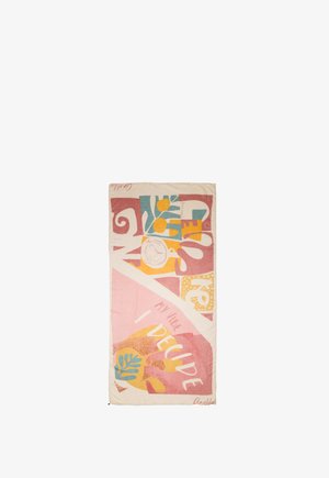 Textil rectangular colorido con formas abstractas, una ilustración de fruta y las frases "MY VIBE" y "I DECIDE" en letras estilizadas.