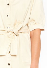 LolaLiza Tričkové šaty - lt beige
