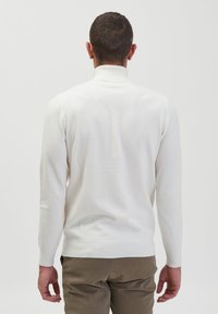 Gianni Lupo ESSENSIAL SOFT TOUCH TURTLENECK  - Maglione - panna