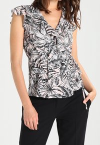 Dorothy Perkins Petite Blus - pink