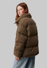 Calvin Klein Jeans RELAXED - Dunjakke - tarmac