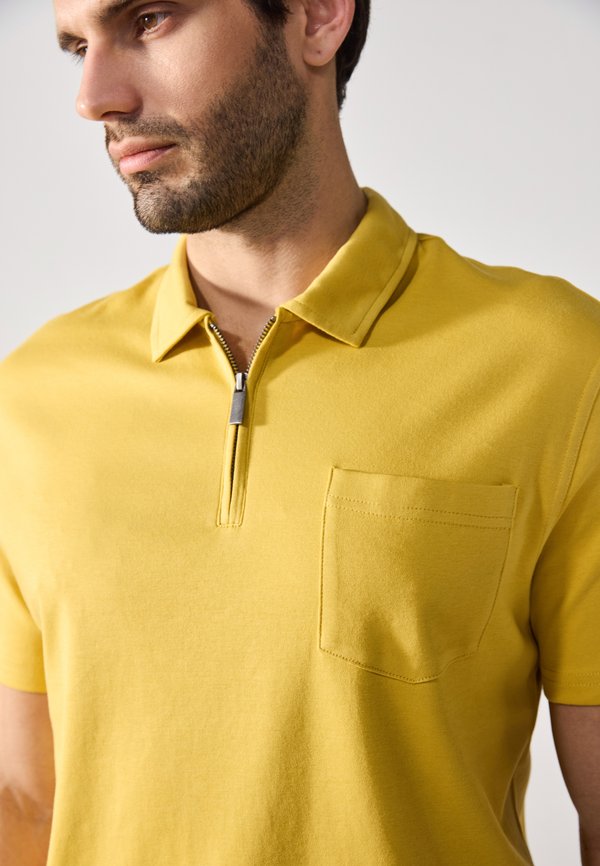 Polo shirt - sauterne2