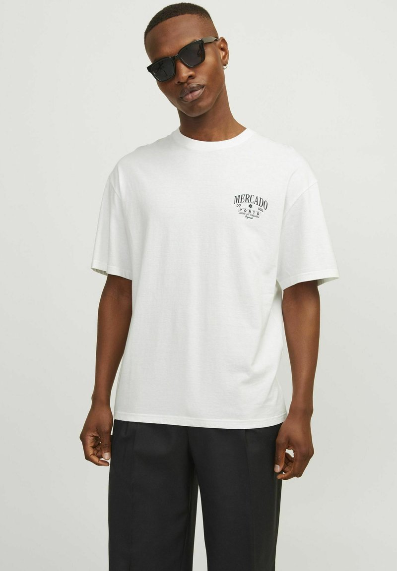 Jack & Jones JORMERCADO TEE SS CREW NECK - Trükipildiga T-särk - bright white