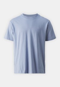 Ej vald, distant blue