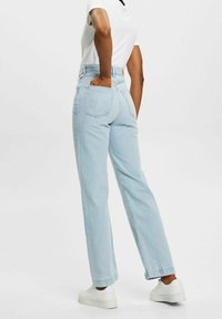 Esprit Flared Jeans - bleached denim