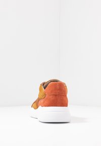 Jana Sneaker low - safron