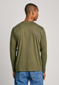 Pepe Jeans EGGO - Ilgarankovis viršutinės dalies drabužis - safari green