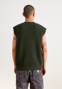 Carhartt WIP MARLON ciemnozielony