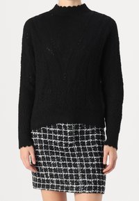 JDY Stickad tröja - black