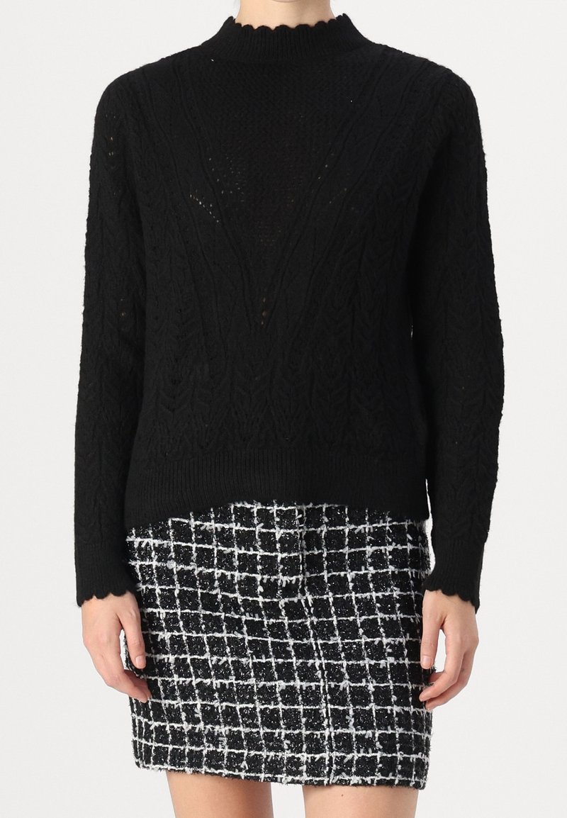 JDY Stickad tröja - black