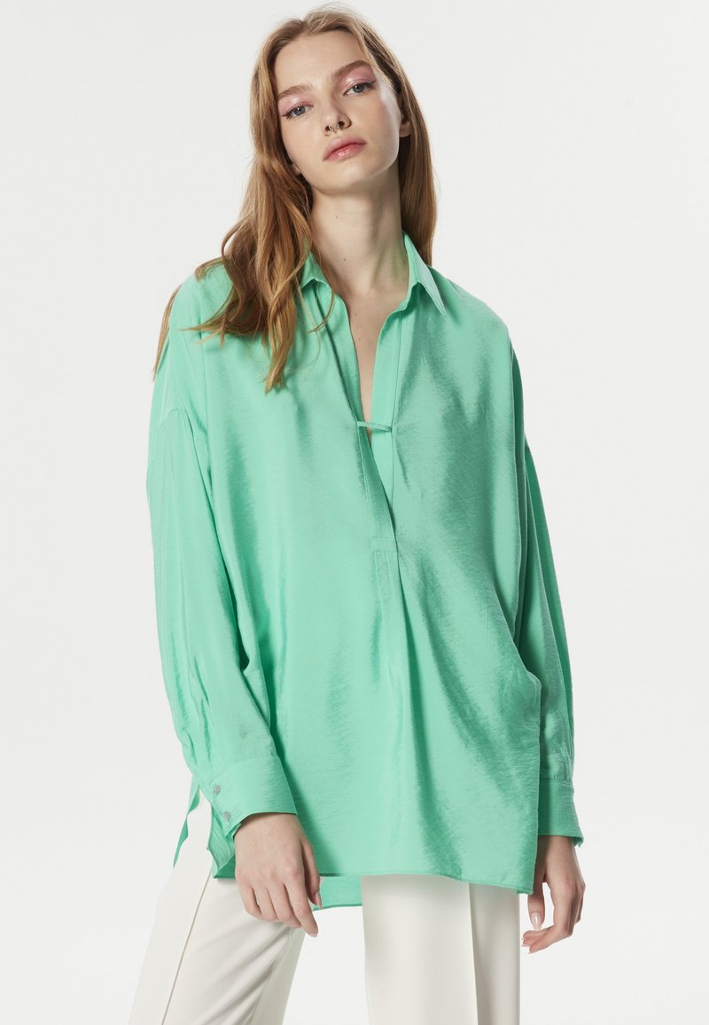 Blus Basic Twist RELAXED FIT LOOSE BASIC - Blus - mint green/mint - Zalando.se