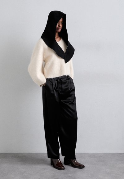 By Malene Birger TIANNE - Scarf - black
