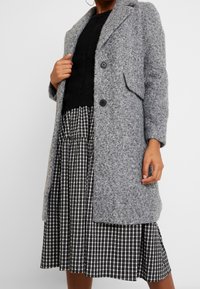 Vero Moda Cappotto classico - mottled grey