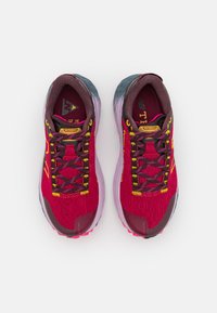 New Balance FRESH FOAM X MORE V3 - Sapatilhas de trail running - garnet