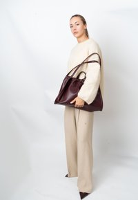 SAGE MEDIUM SOFT STRUCTURE - Tote bag - midnight plum