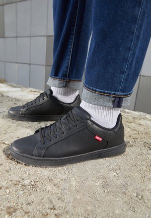 Baskets basses - black