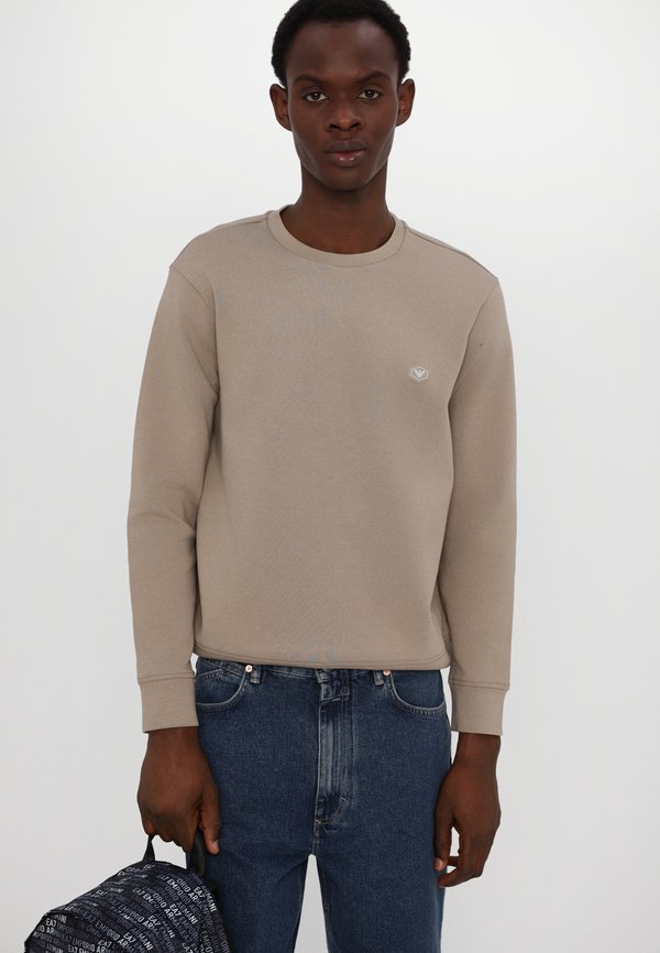 Sweatshirt - roasted cashew2