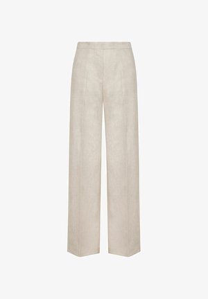 Pantalon large en lin beige avec plis à l’avant et taille plate, conçu pour une coupe ajustée mais décontractée.