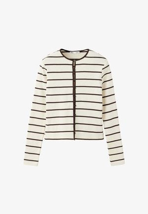Cardigan blanc à manches longues avec rayures noires horizontales et devant boutonné, présenté à plat sans distractions en arrière-plan.