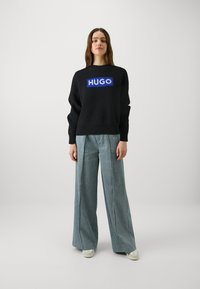 HUGO SLOGER - Pulover - black