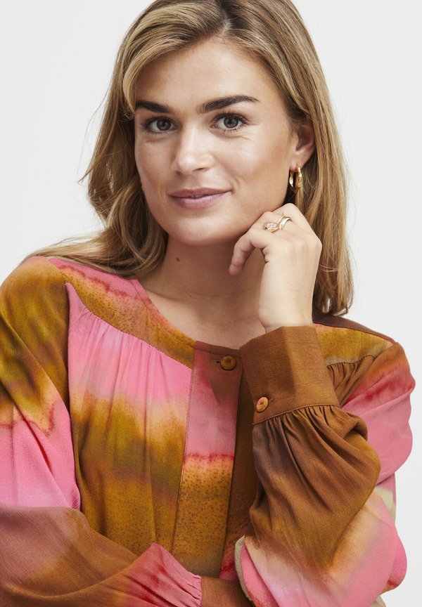 FRREBEKKA - Blouse - very berry mix ma  cloud3