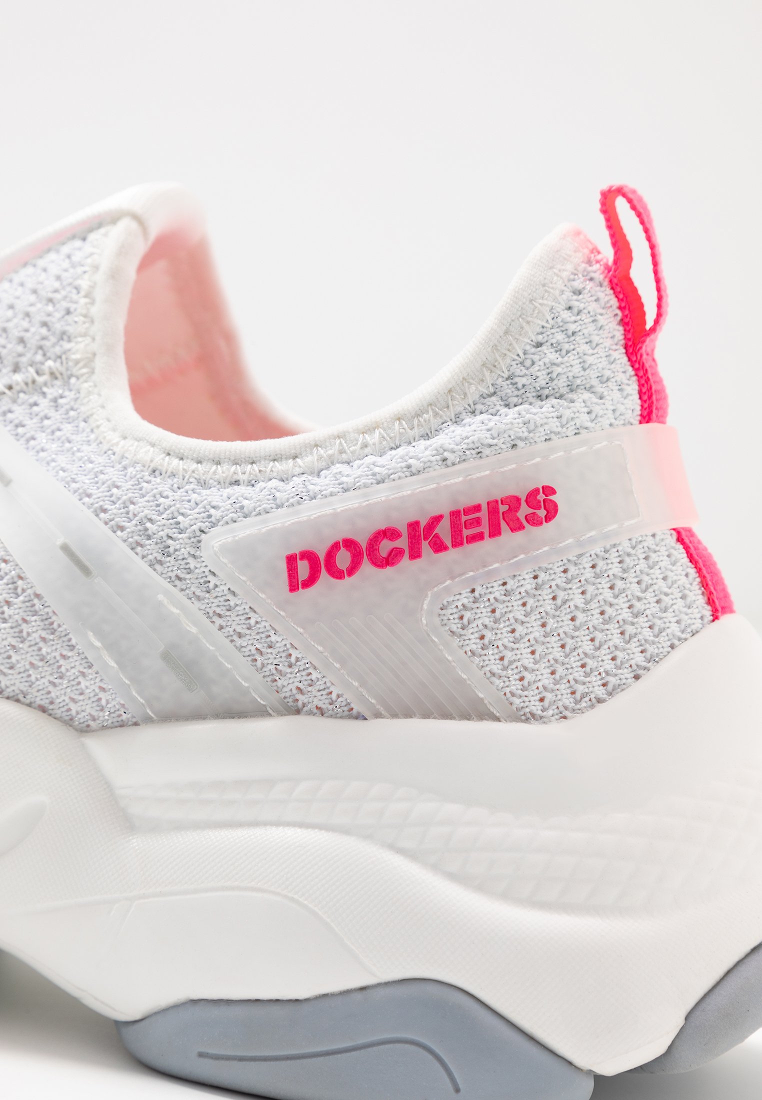 Dockers by Gerli Slippers weißneon pink Zalando.no Dockers by Gerli Joggesko rosa Zalando.no