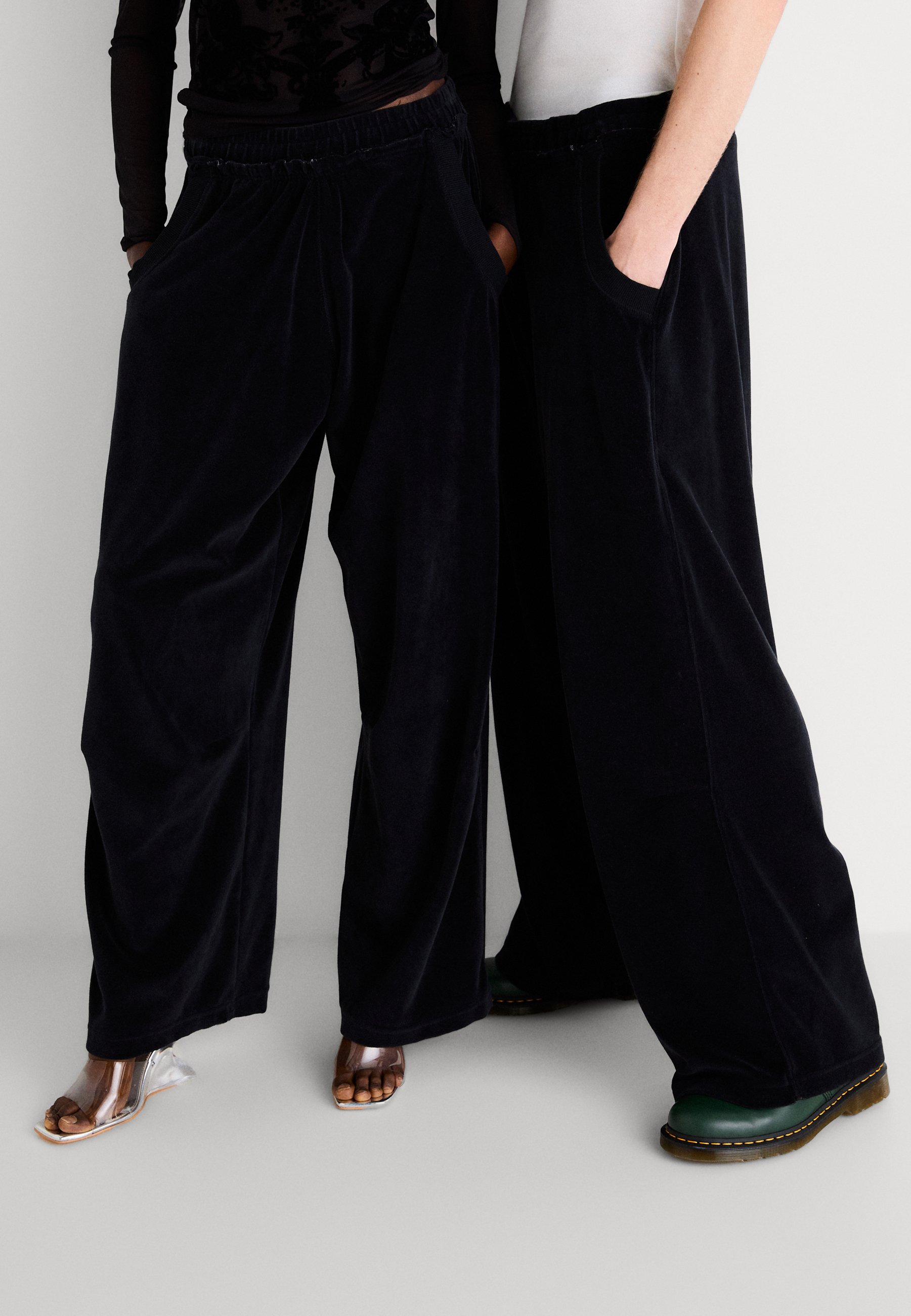 Jaded London MONSTER JOGGER - Tracksuit bottoms - black - Zalando 