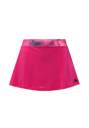 Jupe de sport rose vif avec une ceinture à motifs et un petit logo noir en bas à droite.