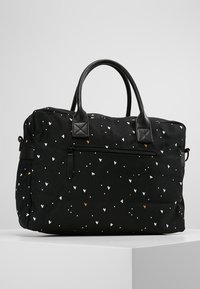 Kidzroom DIAPERBAG - Previjalna torba - black