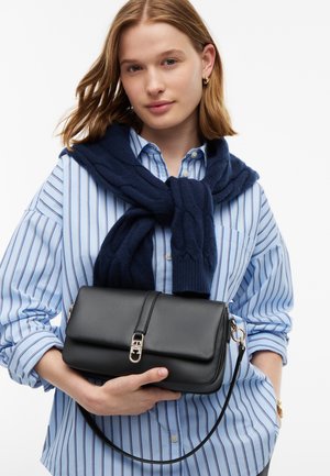 Tommy Hilfiger, LIBRE FLAP - Handtas - black