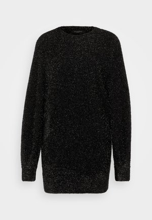 Maglione nero con collo tondo, maniche lunghe e finitura testurizzata e lucida. Il tessuto appare morbido e leggermente scintillante, con una vestibilità comoda.