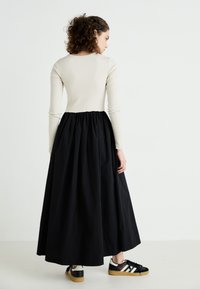 YAS YASMIRA  LONG DRESS - Maksi suknelė - birch/black
