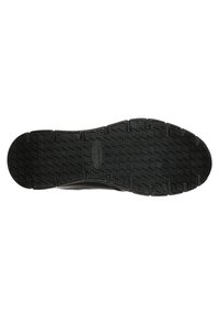 Suela de zapatilla negra con un patrón texturizado para mayor agarre, con una banda de rodadura definida y bordes redondeados. Material de goma duradera con el logo de la marca visible.