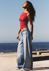 Thumbnail Image 6