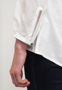 Hilfiger Denim Camicetta - off-white