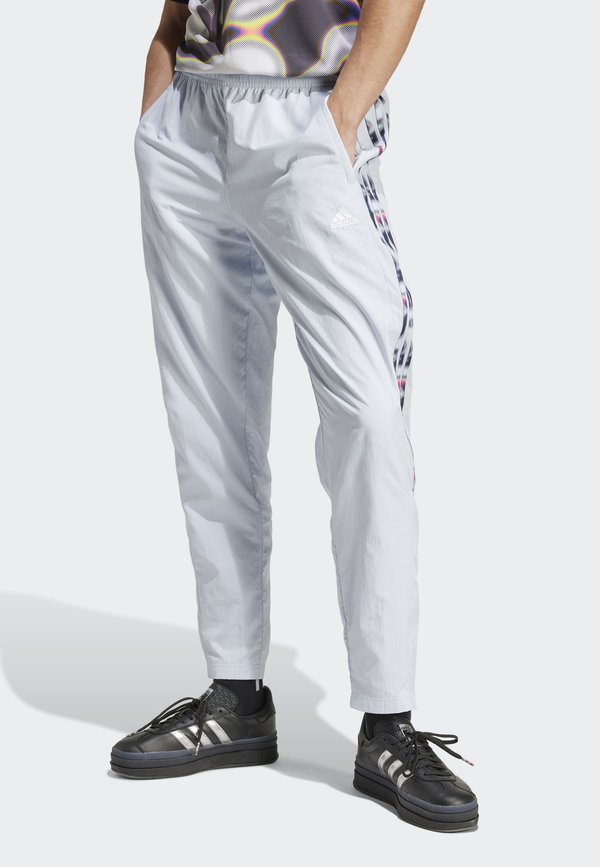 PRIDE TIRO - Tracksuit bottoms