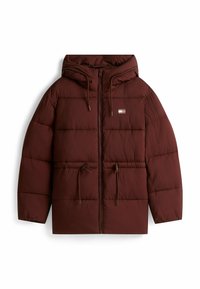Bruine pufferjack met een vast capuchon, rits aan de voorkant en een trekkoord. Heeft een gequiltde textuur en twee voorkruiden.